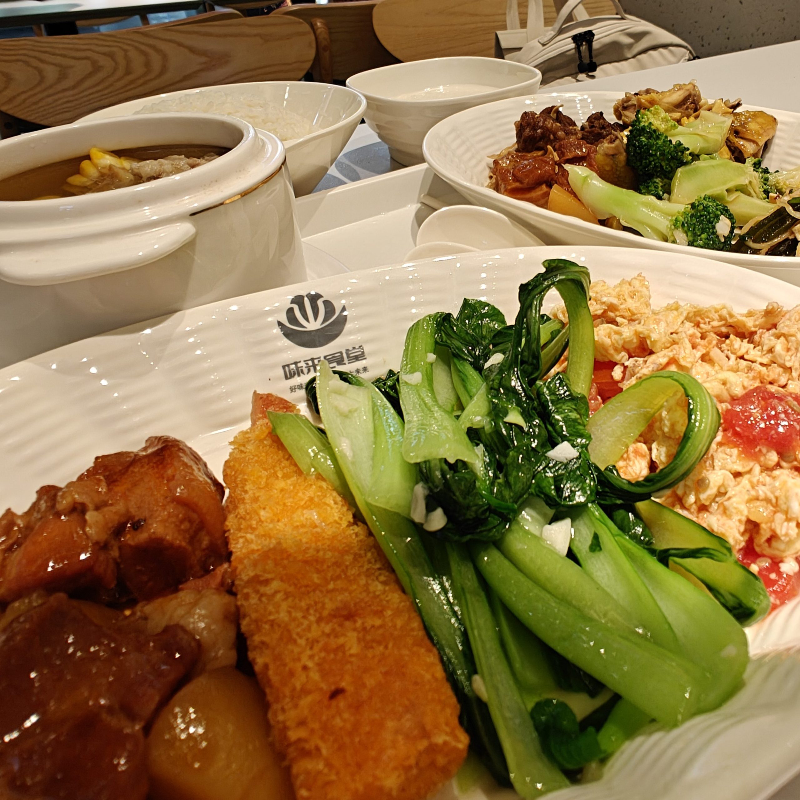 澳門珠海廣州香港自由行|超狂現找住宿攻略與珠港澳大橋交通心得 26 IMG20240907124917 edited scaled
