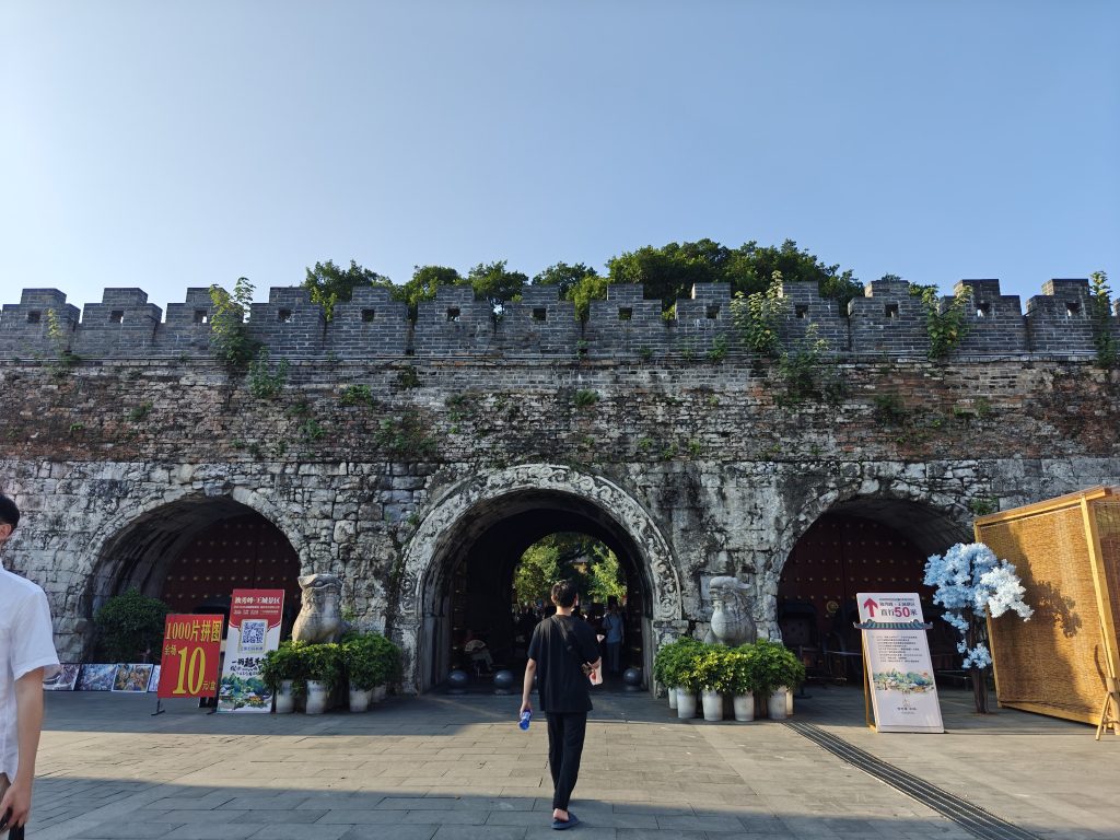 中國桂林旅遊|桂林|貓的天空之城概念書店MomiBook 21 IMG20250607180305