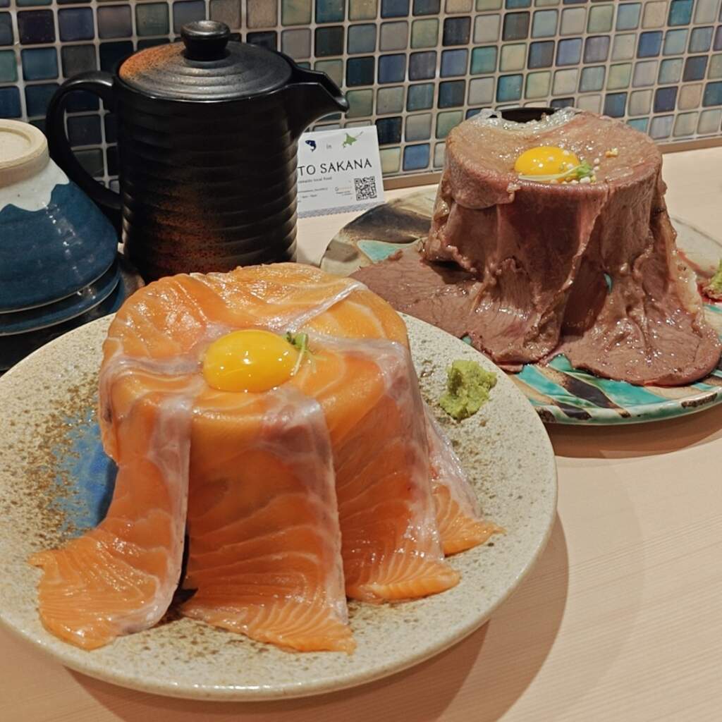 札幌狸小路美食推薦｜うしとさかな｜生鮭魚丼+和牛炙燒雙招牌實食心得