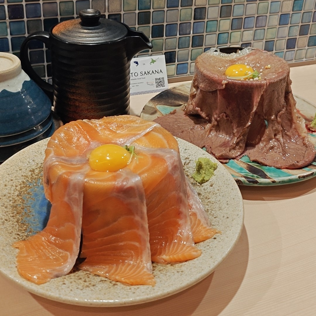 札幌狸小路美食推薦｜うしとさかな｜生鮭魚丼+和牛炙燒雙招牌實食心得